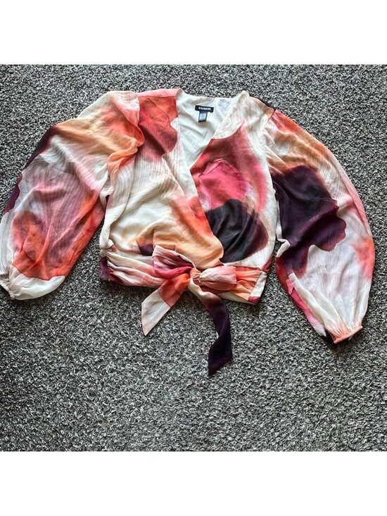 Express Tops - Express Cropped Tie Faux Rapped Top Size L Dainty Coquette Babydoll Feminine
